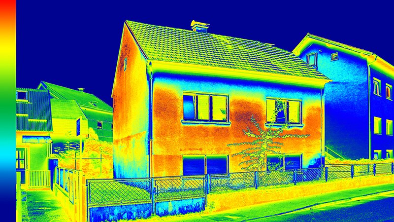 thermal image of a house 